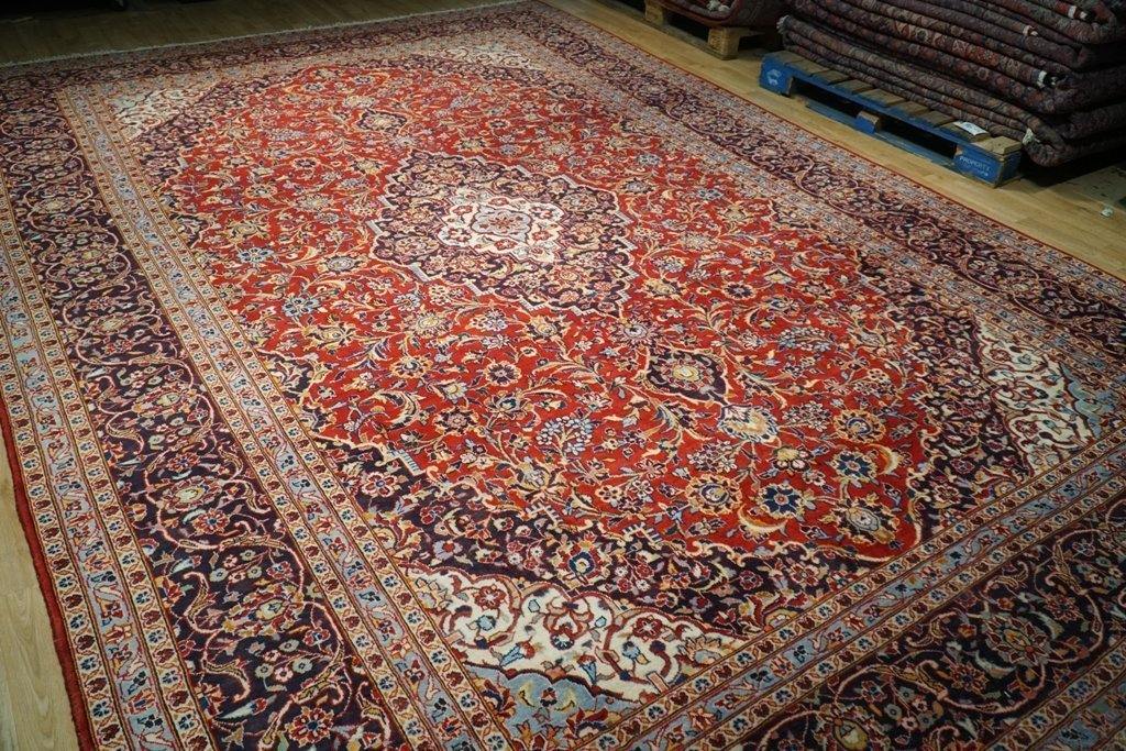 Classic-Persian-Kashan-Rug.jpg