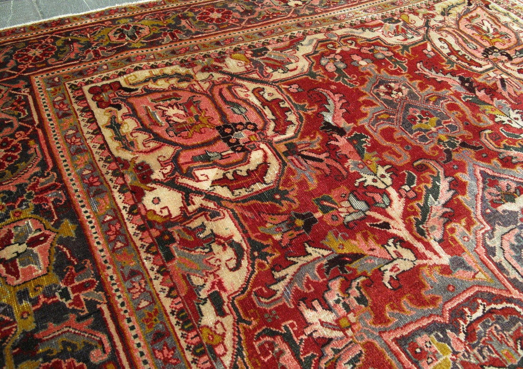 Authentic-Persian-Heriz-Rug.jpg