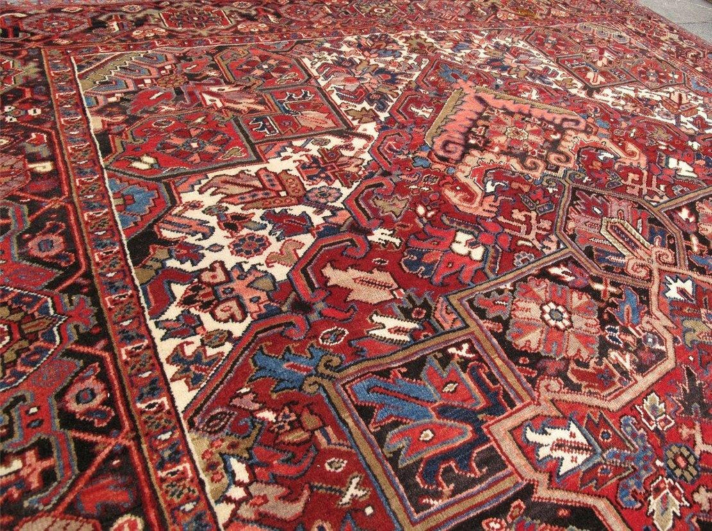 Luxurious-Authentic-Persian-Heriz-Rug.jpg