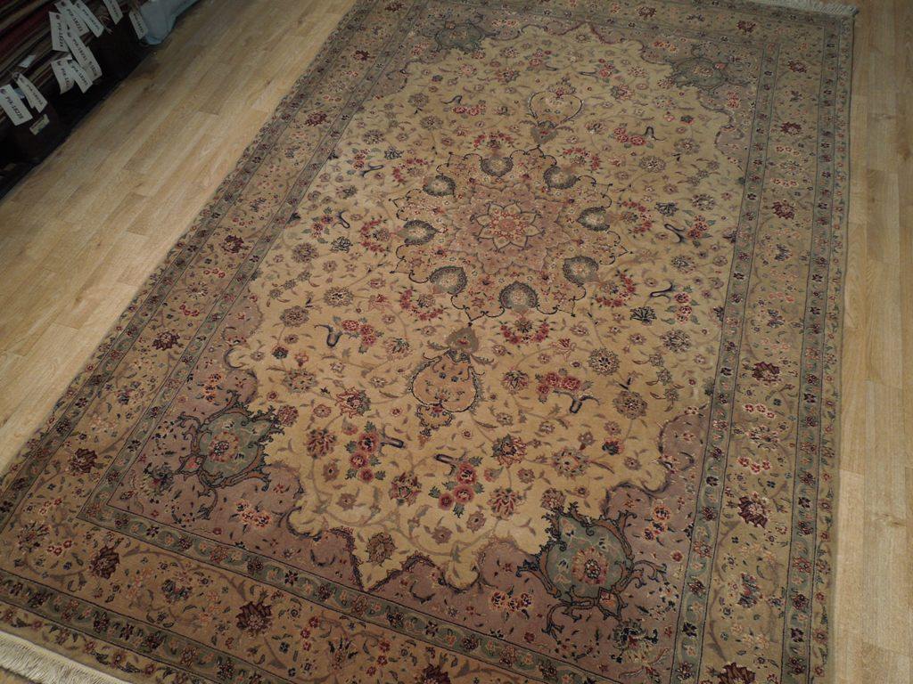 Dazzling 6x9 Authentic Handmade Wool & Silk Fine Quality Rug - China - bestrugplace