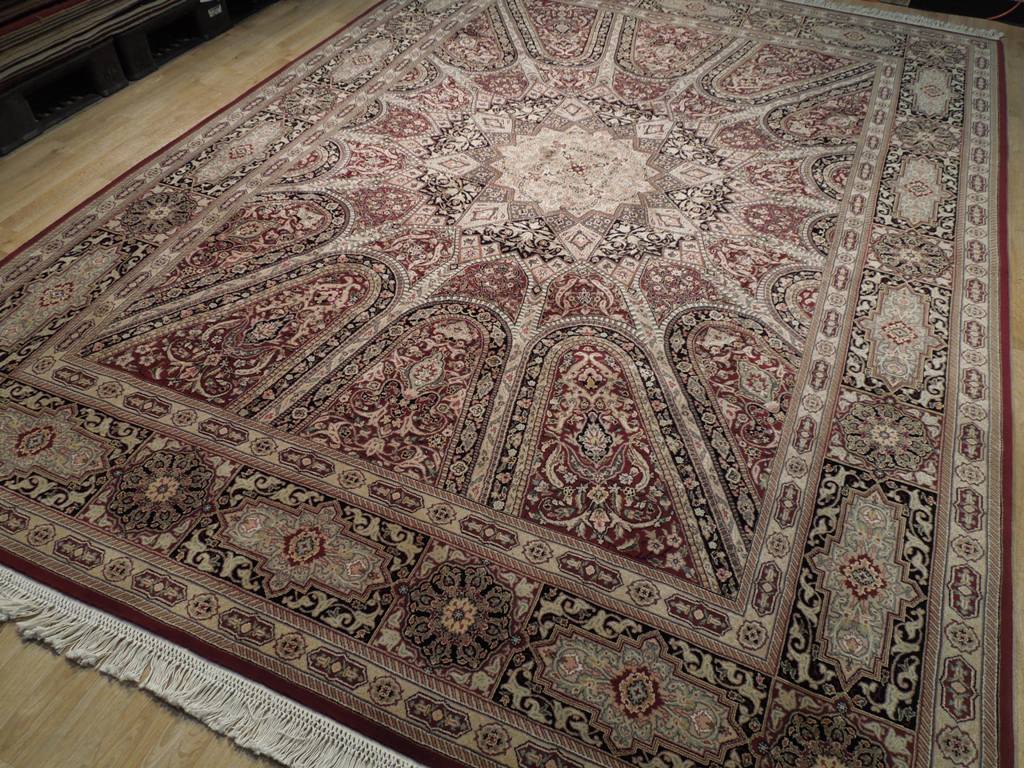 Authentic-Handmade-Isfahan-Rug.jpg
