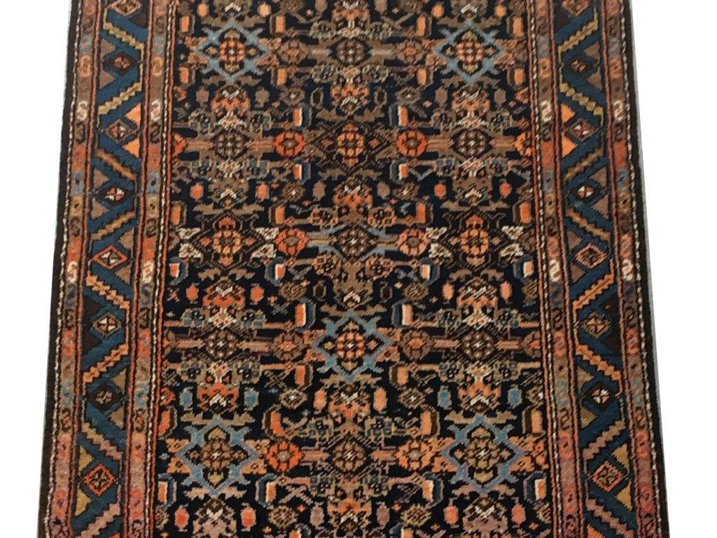 Handmade-Persian-Zanjan-Wool-Rug.jpg 