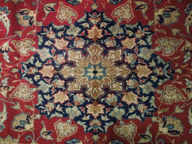 7.10 x 10.2 Persian Kashan Rug 15328