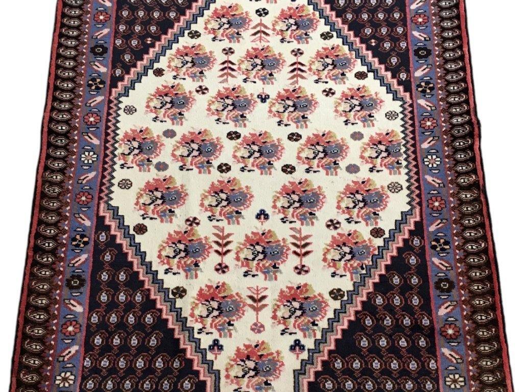 Traditional-Persian-Hamadan-Rug.jpg