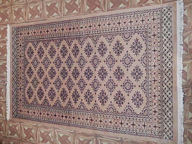 Hand-knotted-Jaldar-Bokhara-Rug.jpg 