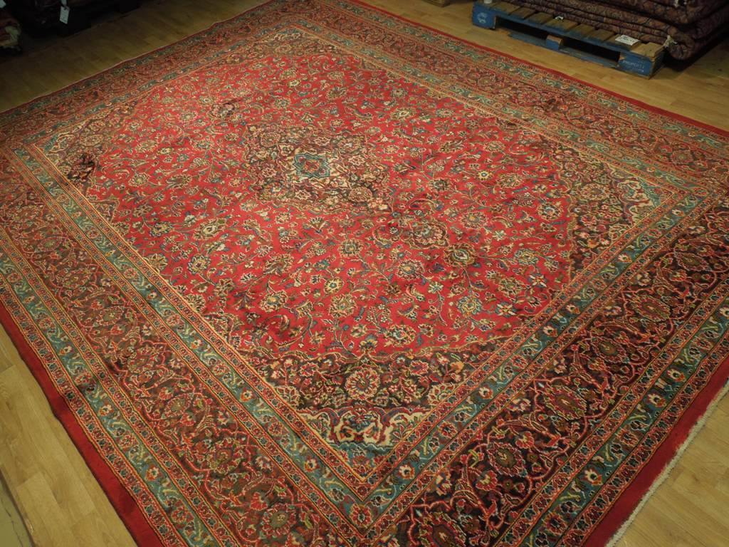 Semi-Antique-Persian-Kashan-Rug.jpg
