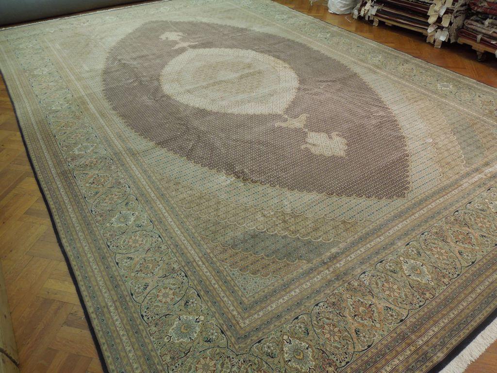 Super-Fine-Wool-Persian-Tabriz-Rug.jpg 