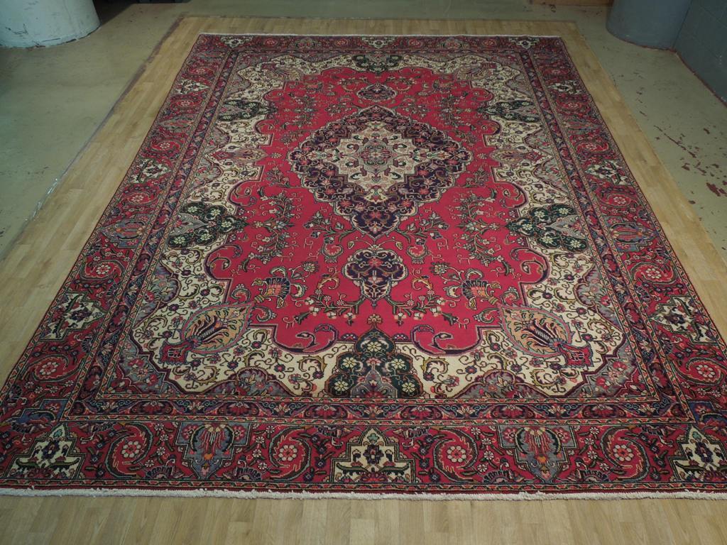 Authentic-Persian-Sarouk-Rug.jpg 