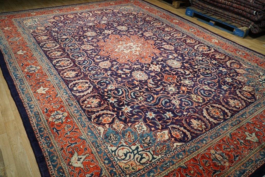 Persian-Sarouk-Rug.jpg
