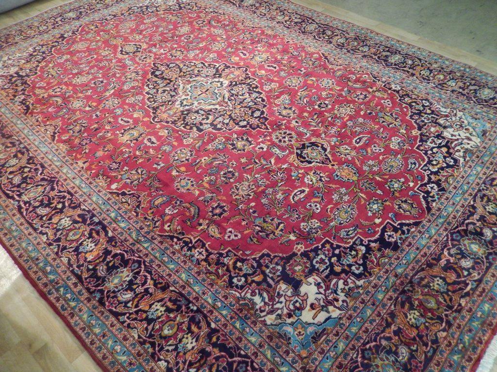 Semi-Antique-Persian-Kashan-Rug.jpg
