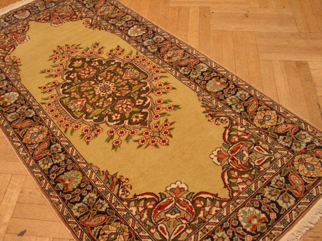 3' x 6' Ivory Turkish Rug 4448