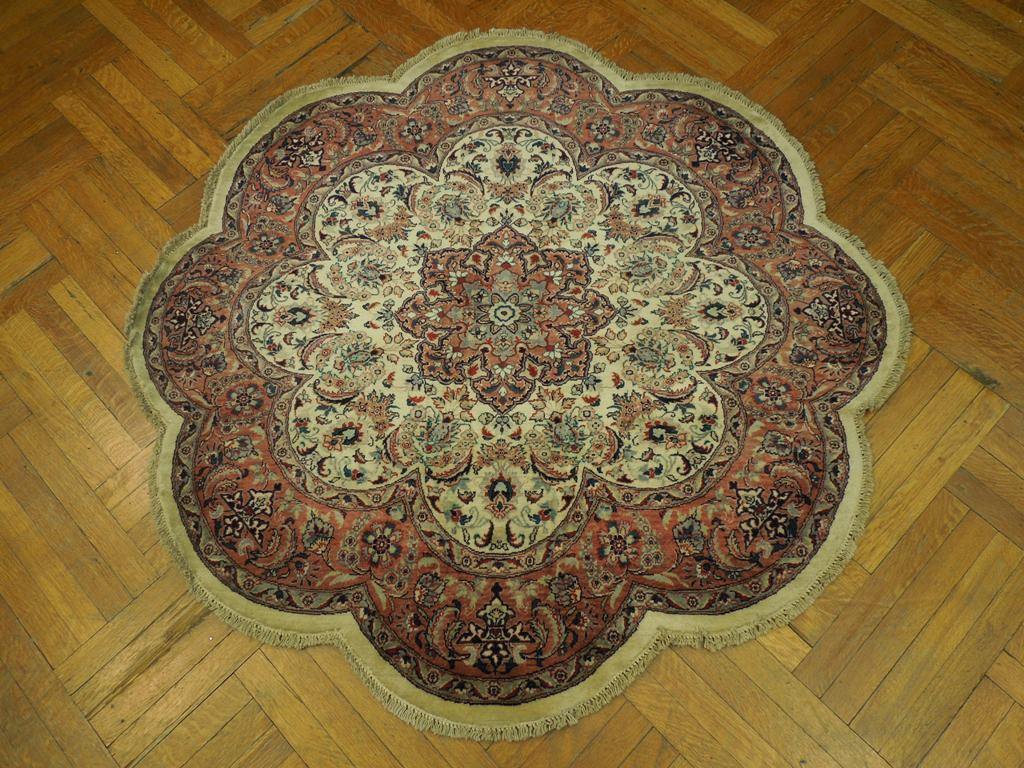 Radiant 5x5 Authentic Handmade Fine Quality Rare shape Rug - Pakistan - bestrugplace