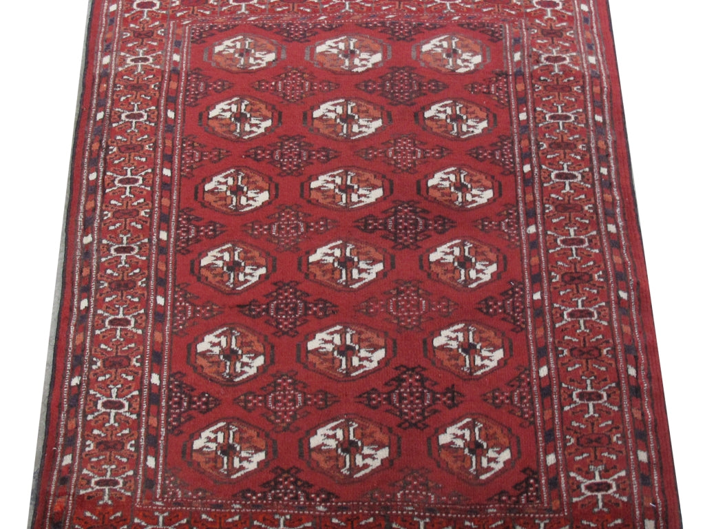 2.4 x 3.1 Red Persian Turkeman Rug 81970