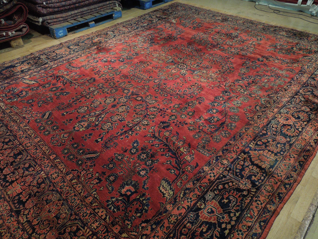 Luxurious-Persian-Sarouk-Rug.jpg