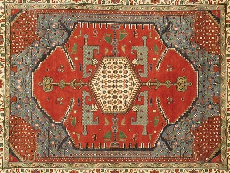 Luxurious-Authentic-Serapi-Rug.jpg