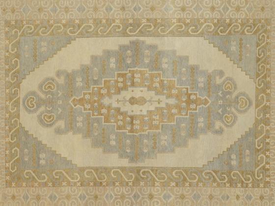 Luxurious-Authentic-Agra-Rug.jpg
