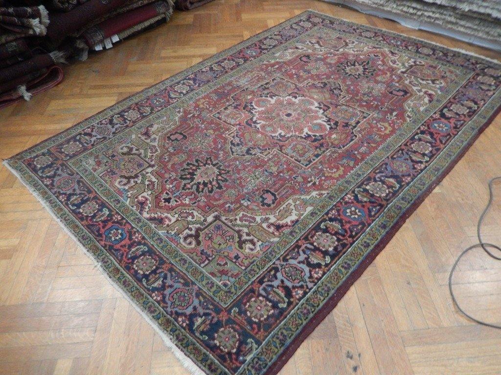Luxurious-Antique-Persian-Heriz-Rug.jpg 