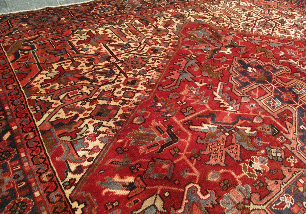 Luxurious-Authentic-Persian-Heriz-Rug.jpg