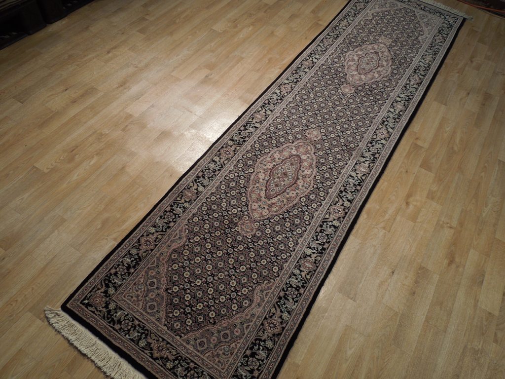 3' x 10' Black Tabriz Wool & Silk Fine Quality Runner Rug 19009