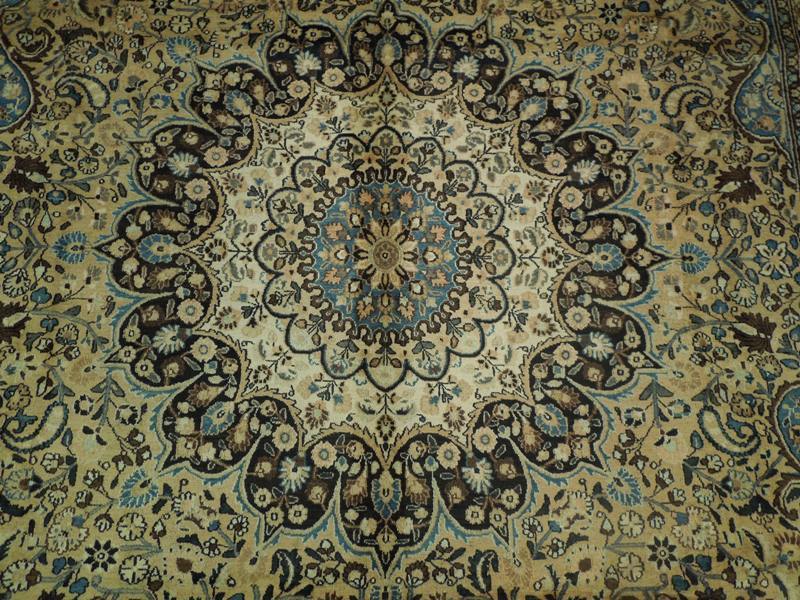 Antique-Signed-Persian-Mahal-Rug.jpg 