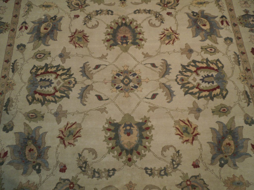 8.4 x 10.3 Vegetable Dyed Handmade Wool Rug #18459