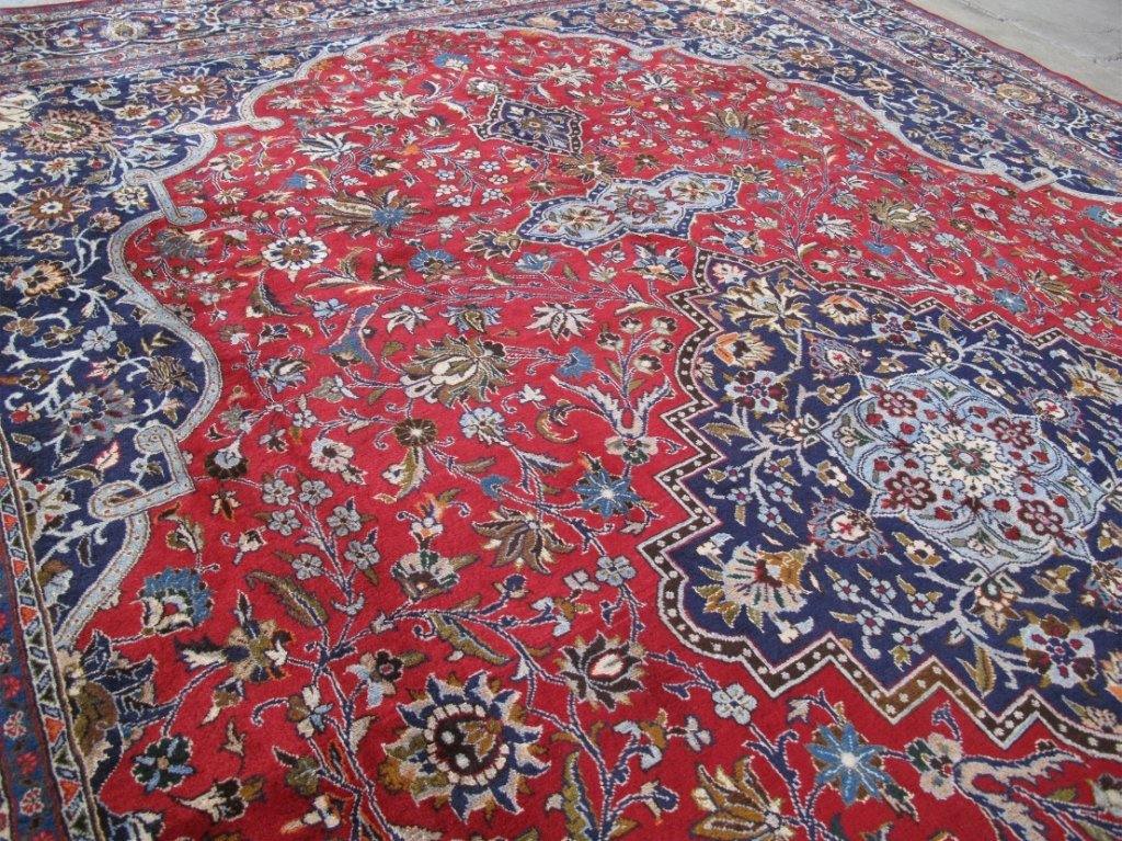 Authentic-Persian-Najafabad-Esfahan-Rug.jpg