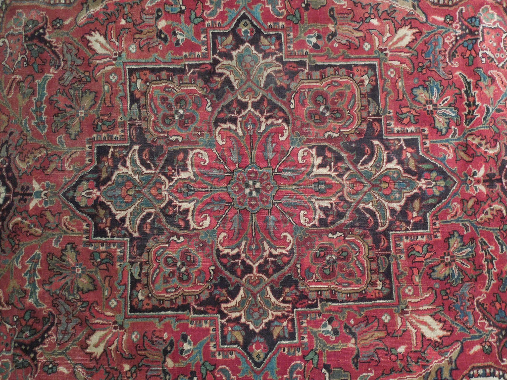 Luxurious-Authentic-Persian-Heriz-Rug.jpg