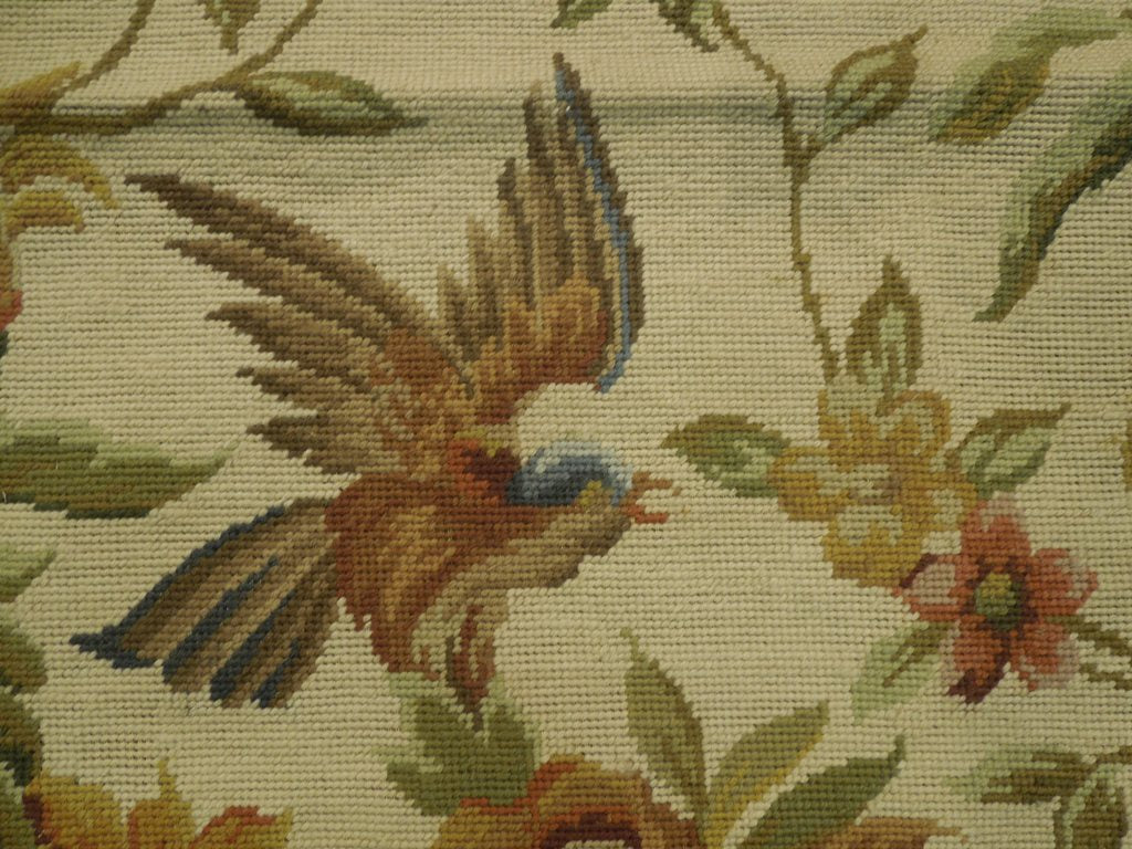 7.9 x 9.7 Needlepoint Flat Weave Rug SPRING 20778