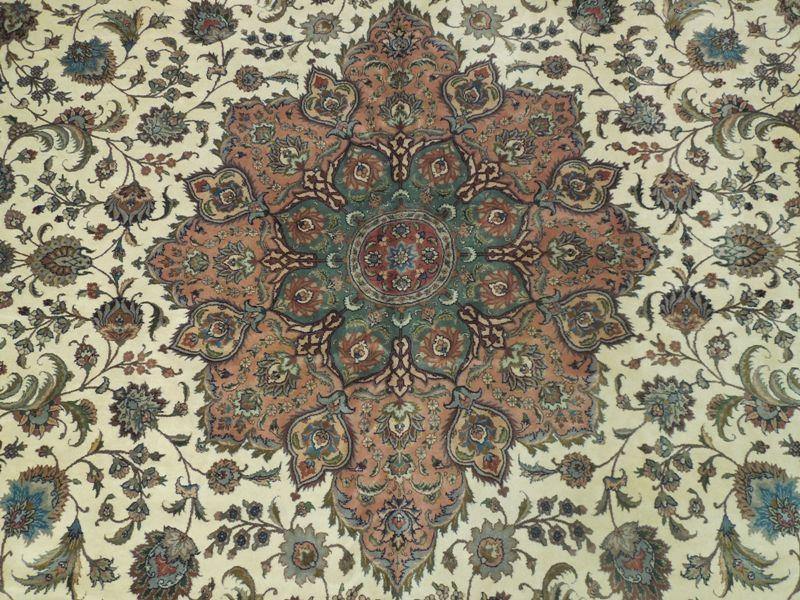 Fine-Quality-Persian-Tabriz-Rug.jpg 