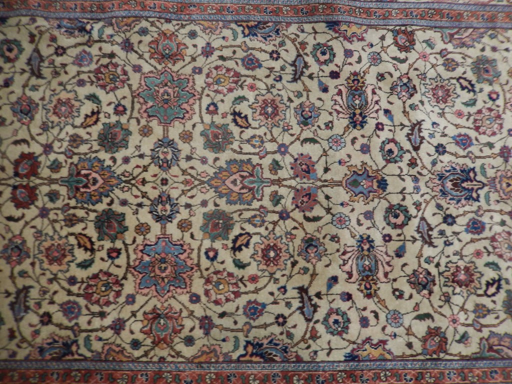 Luxurious-Authentic-Persian-Kashan-Rug.jpg