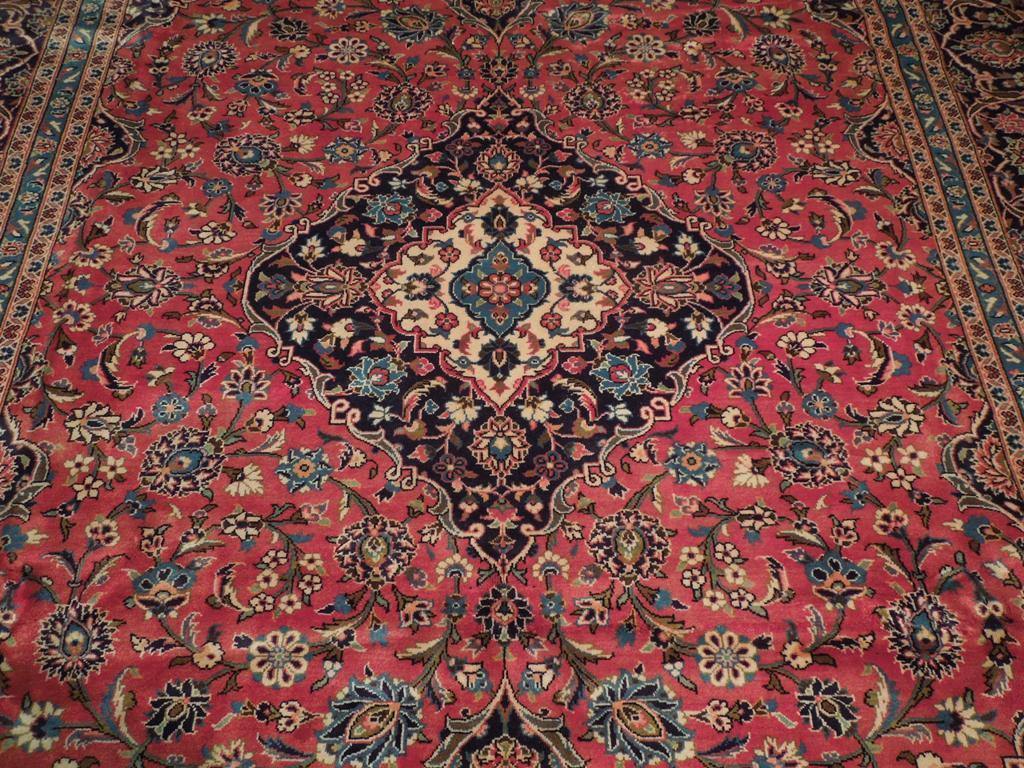 Classic-Persian-Kashan-Rug.jpg