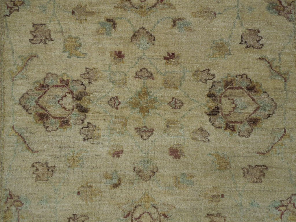 4 x 5.9 Ivory Chobi Peshawar Rug 20269