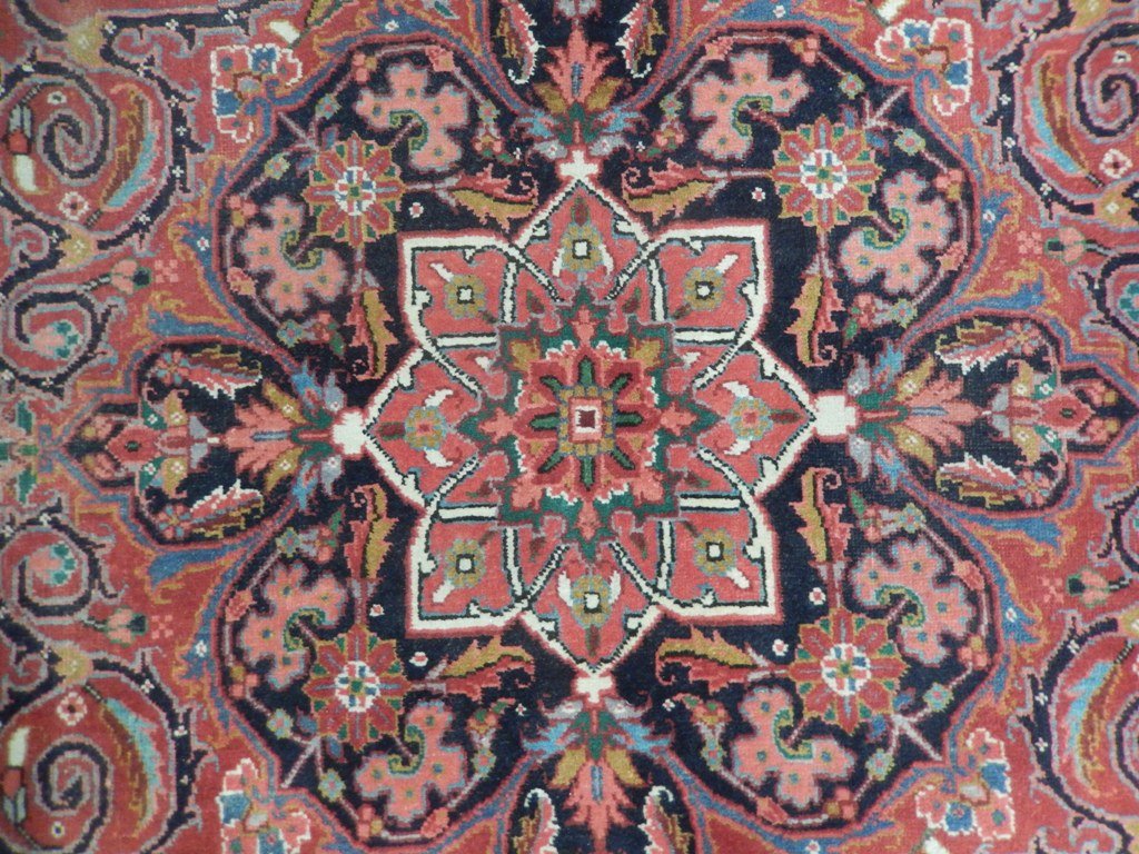 6.8 x 10.3 Red Semi-Antique Persian Heriz Rug 22863