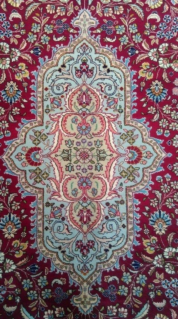 Red-Persian-Tabriz-Rug.jpg 