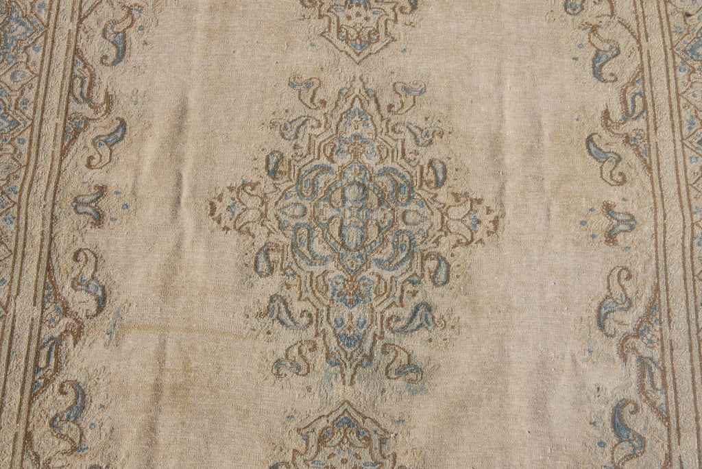 Radiant 6x9 Authentic Hand-knotted Rug - Pakistan - bestrugplace
