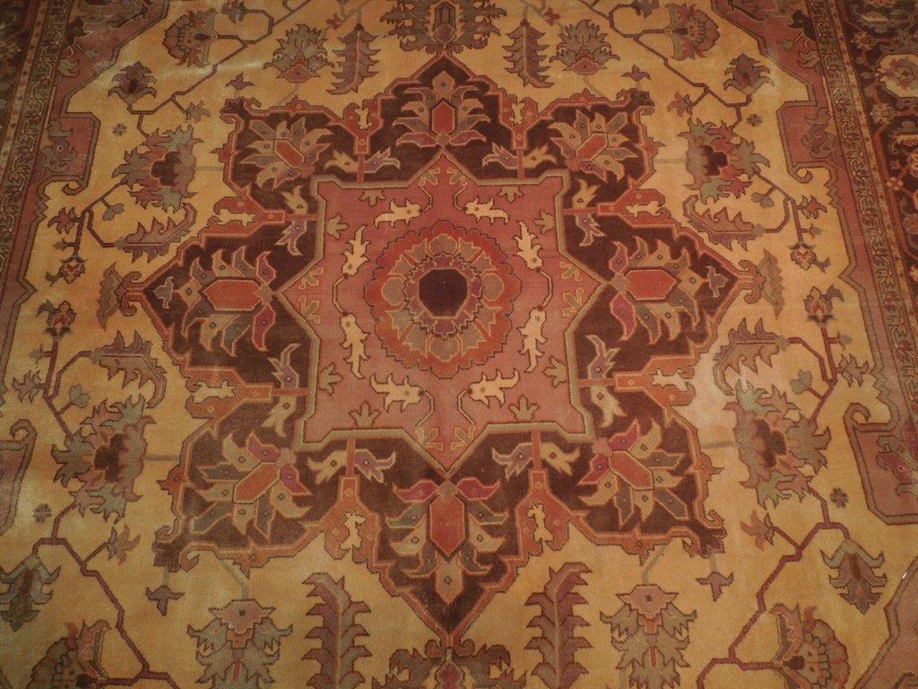 Authentic-Persian-Heriz-Rug.jpg
