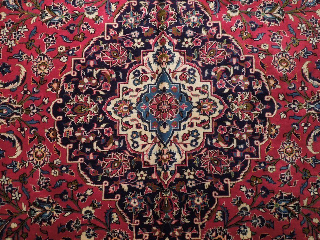 Classic-Persian-Kashan-Rug.jpg