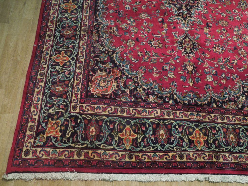 Authentic-Persian-Sarouk-Rug.jpg