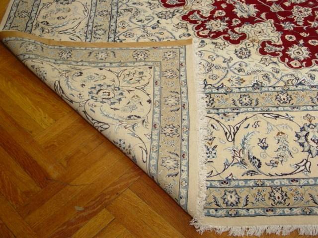 13x19 Persian Nain Rug - Traditional