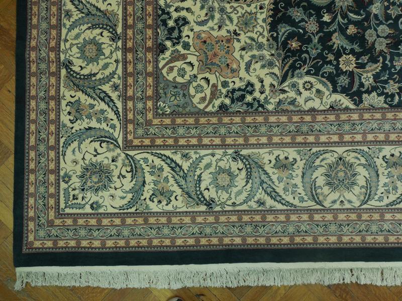 Signed-Pakistani-High-End-Rug.jpg 