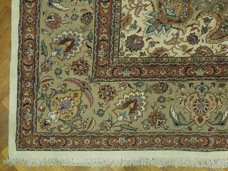 Fine-Quality-Persian-Tabriz-Rug.jpg