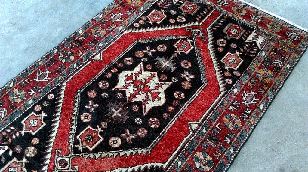 Luxurious-Authentic-Persian-Hamadan-Rug.jpg