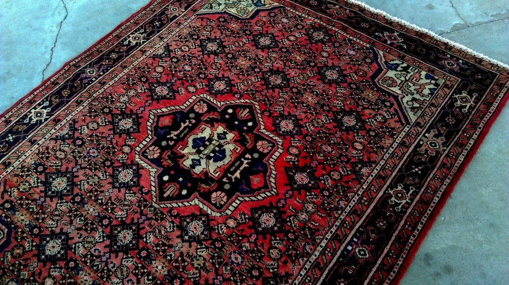 Luxurious-Persian-Hamadan-Rug.jpg