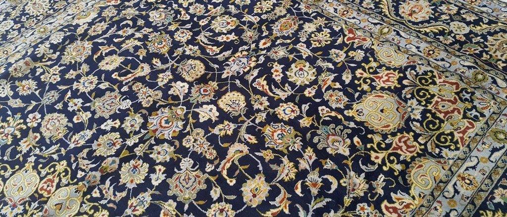 Authentic-Persian-Kashan-Rug.jpg