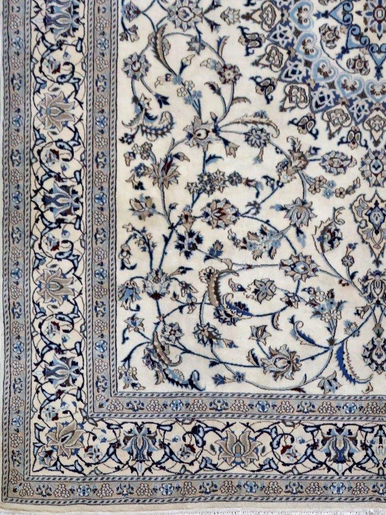 Beauty-Persian-Rug.jpg