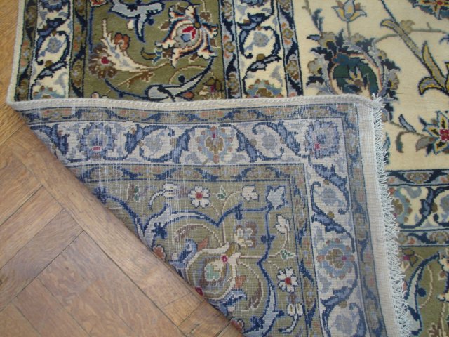 Authentic-Persian-Kashan-Classic-Rug.jpg 