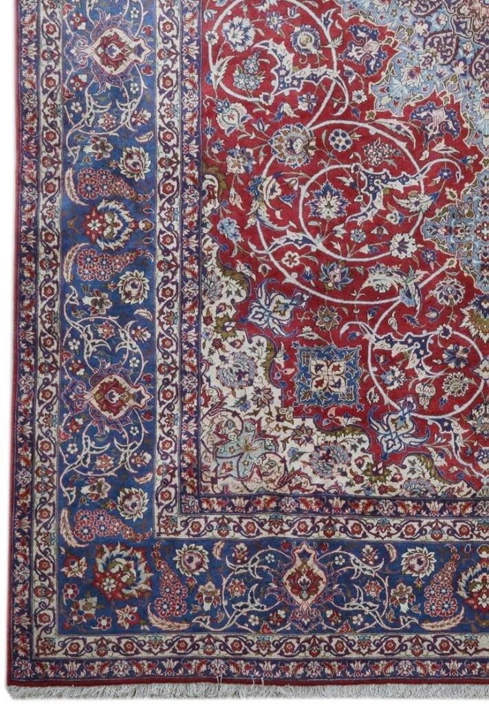 Luxurious-Persian-Isfahan-Rug.jpg 