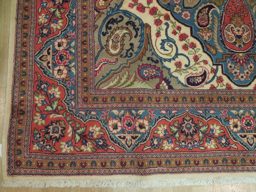 7.10 x 10.2 Ivory Fine Persian Sarouk Rug 72418