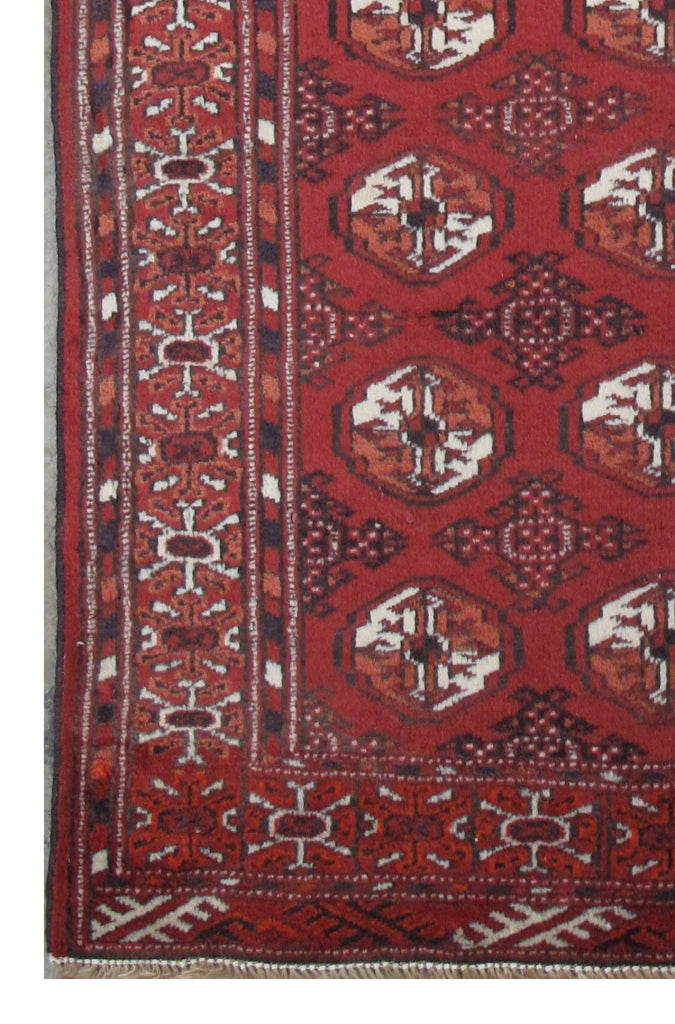 2.4 x 3.1 Red Persian Turkeman Rug 81970