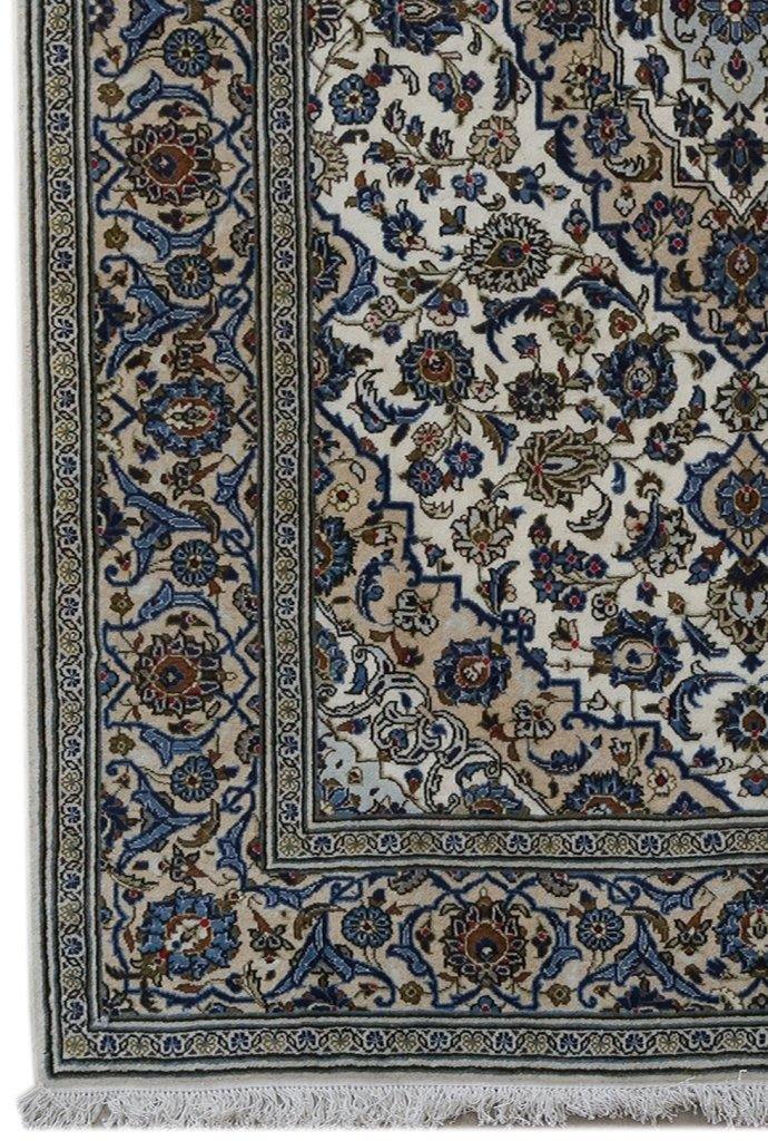 Luxurious-Persian-Ardakan-Rug.jpg 